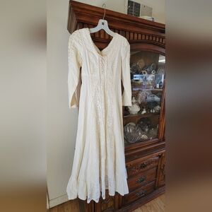Gunne Sax Cream Lace Dress